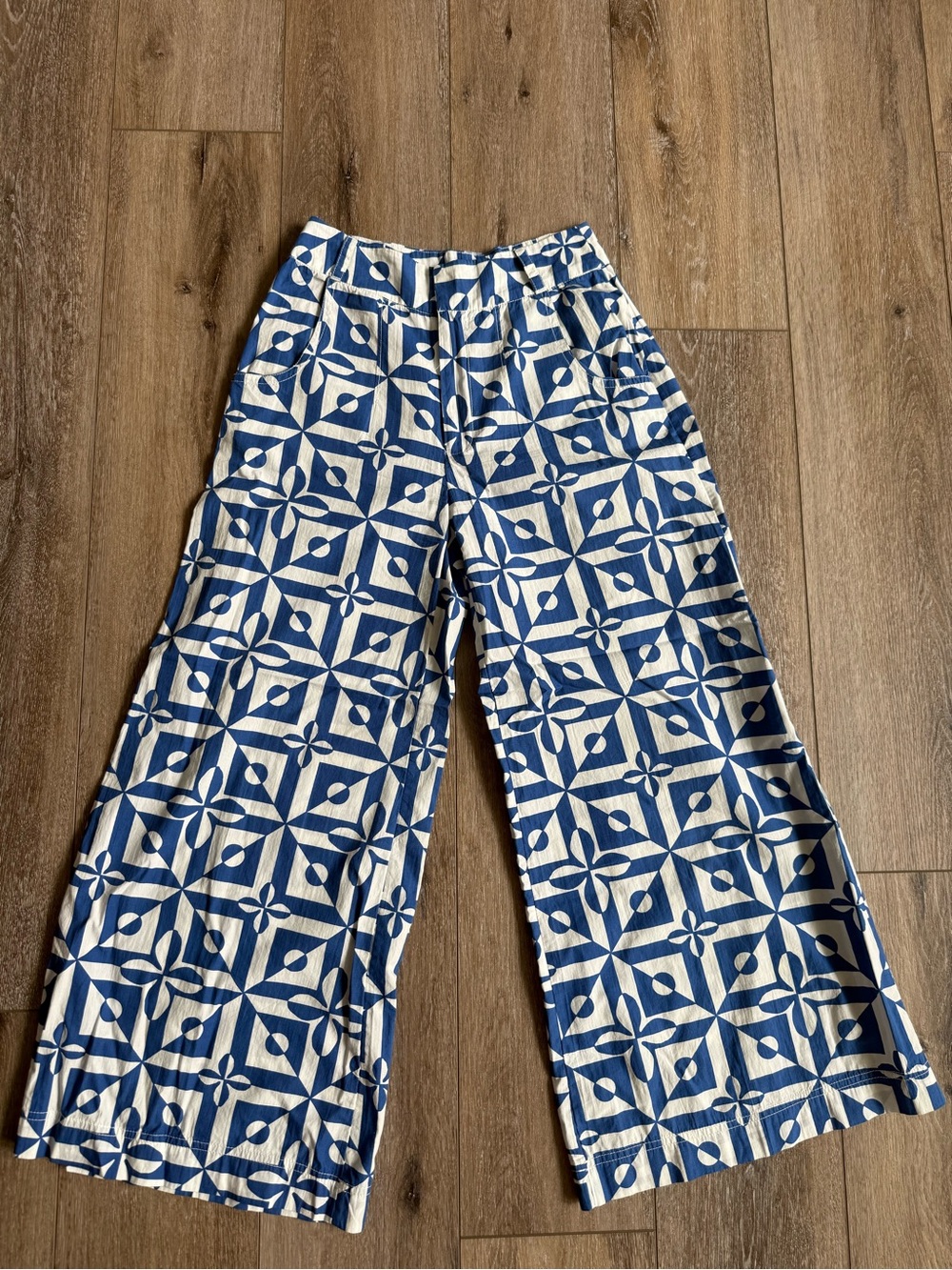 Free People Blue and White Geometric Cropped Wide-Leg Pants